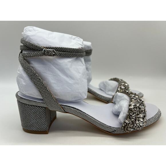 Badgley Mischka Shoes - Badgley Mischka Women's Jada Ankle Wrap Block Heel Silver MP5316 Size 7.5 NIB